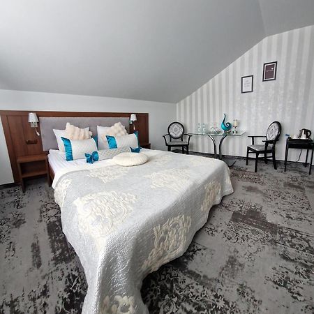Cynamon Hotel Nowy Sącz Buitenkant foto