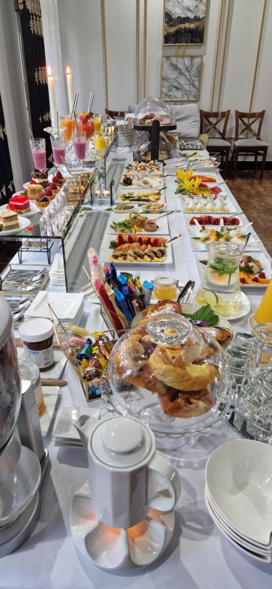 Cynamon Hotel Nowy Sącz Buitenkant foto